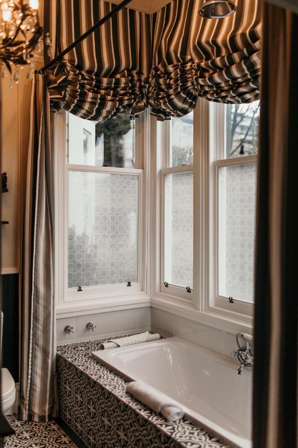 Hulbert House Luxury Boutique Lodge Квинстаун Экстерьер фото